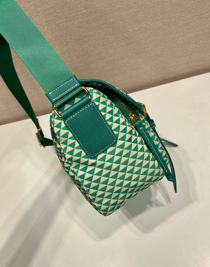 PRADA MESSENGER BAG 25 IN FOREST GREEN MIX CREAM TRIANGLE PATTERN EMBROIDERED FABRIC