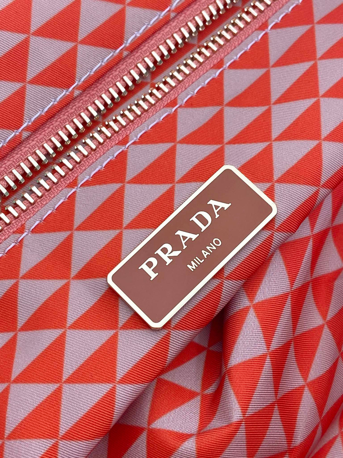 PRADA TOTE BAG 33 IN ORANGE MIX WHITE TRIANGLE PATTERN EMBROIDERED FABRIC