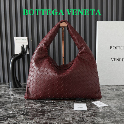 BOTTEGA VENETA LARGE HOP 54 IN BURGUNDY LAMBSKIN