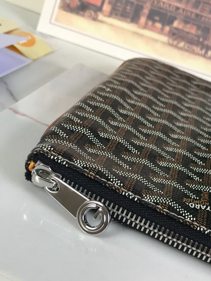 GOYARD SENAT POCHETTE IN NAVY BLUE GOYARDINE CANVAS