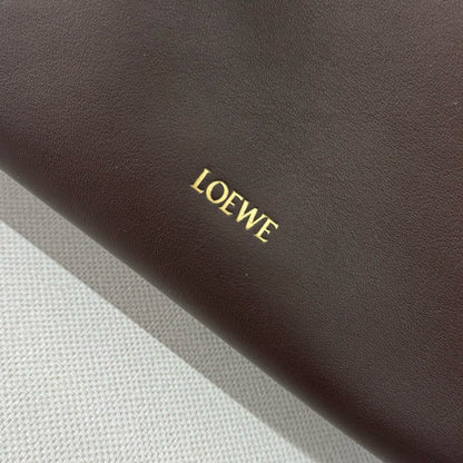 LOEWE LOE 23 FLAMENCO PURSE BUCKET IN CHESTNUT BROWN CALFSKIN
