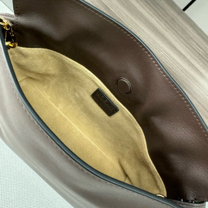 LOEWE LOE 23 FLAMENCO PURSE BUCKET IN CHESTNUT BROWN CALFSKIN