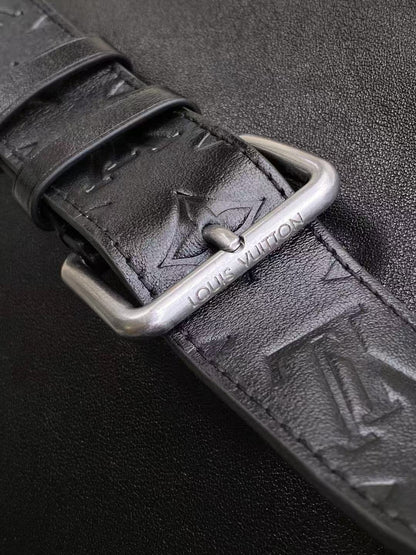 LOUIS VUITTON LV SHOULDER BAG 48 IN BLACK CALFSKIN EMBOSSED STRAP