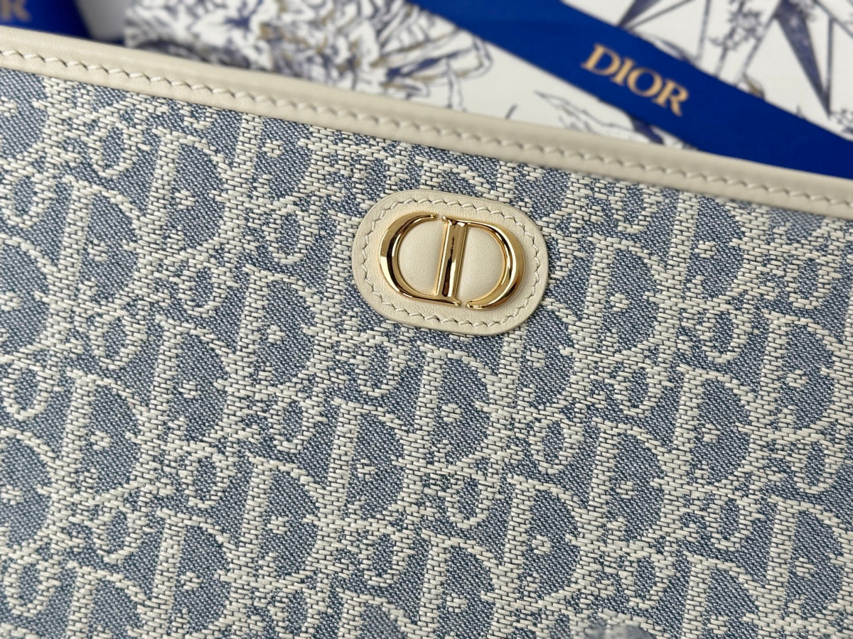 DIOR 25S 30 MONTAIGNE DEA POUCH LIGHT BLUE OBLIQUE JACQUARD 26 IN CANVAS