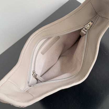 BOTTEGA VENETA 25S VENETO BAG 27 IN WARM TAUPE CALFSKIN SILVER HARDWARE