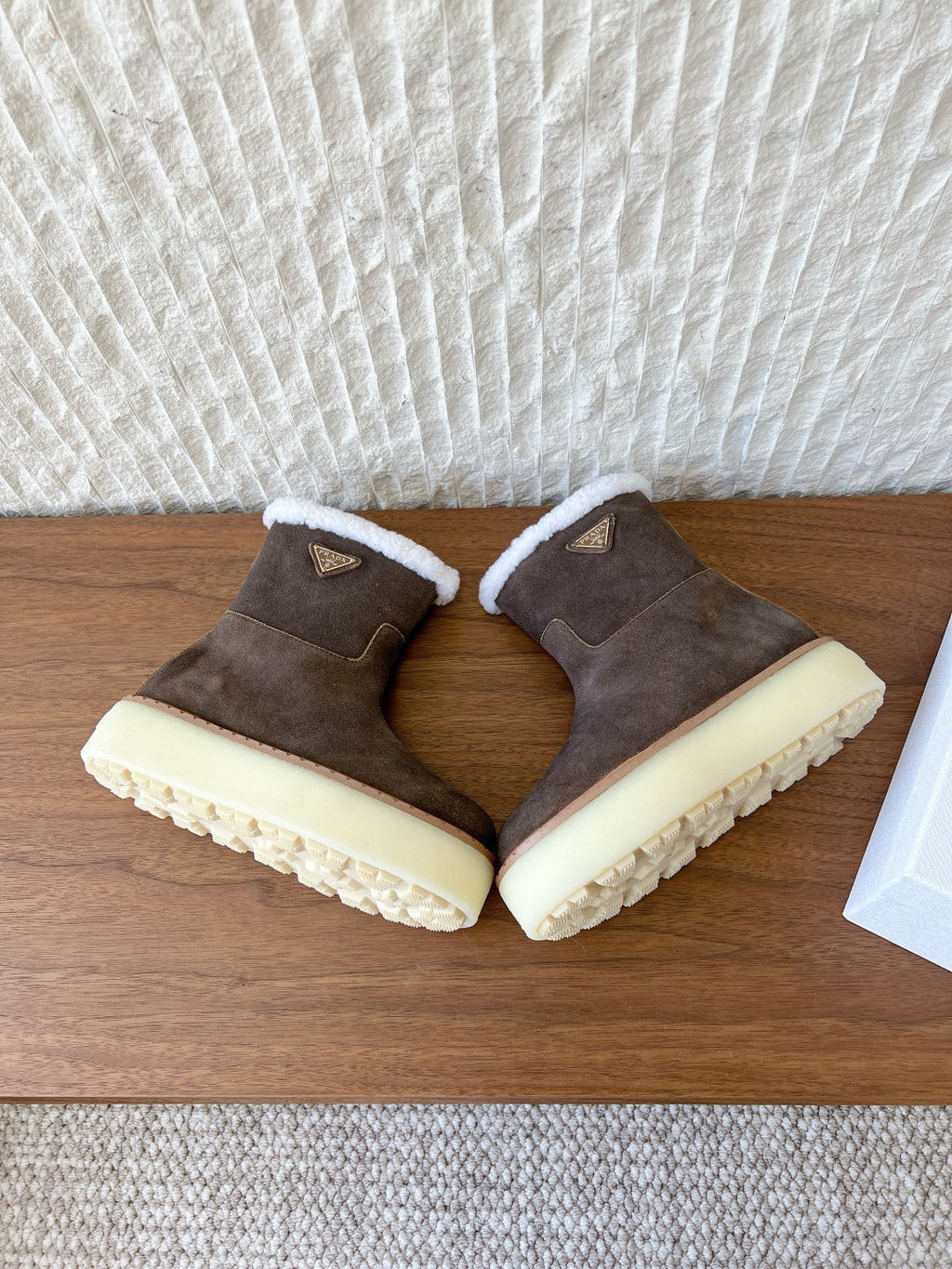 PRADA 25S ANKLE BOOTS 40 MM IN MUTED BROWN GRAY SUEDE SHEARLING-LINED