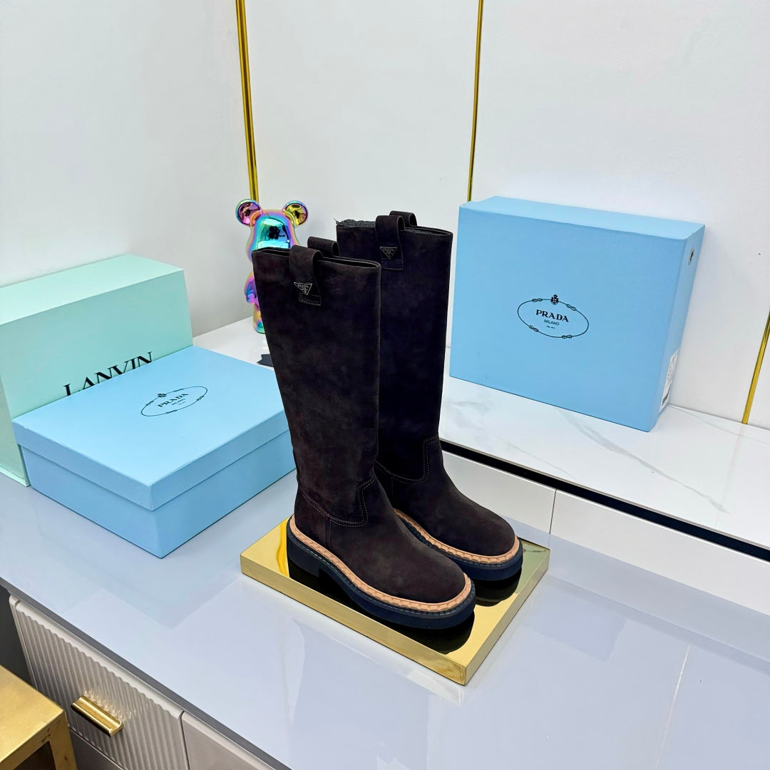 PRADA 25S HIGH BOOTS MARTIN 50MM IN RK BROWN SUEDE WITH LOGO