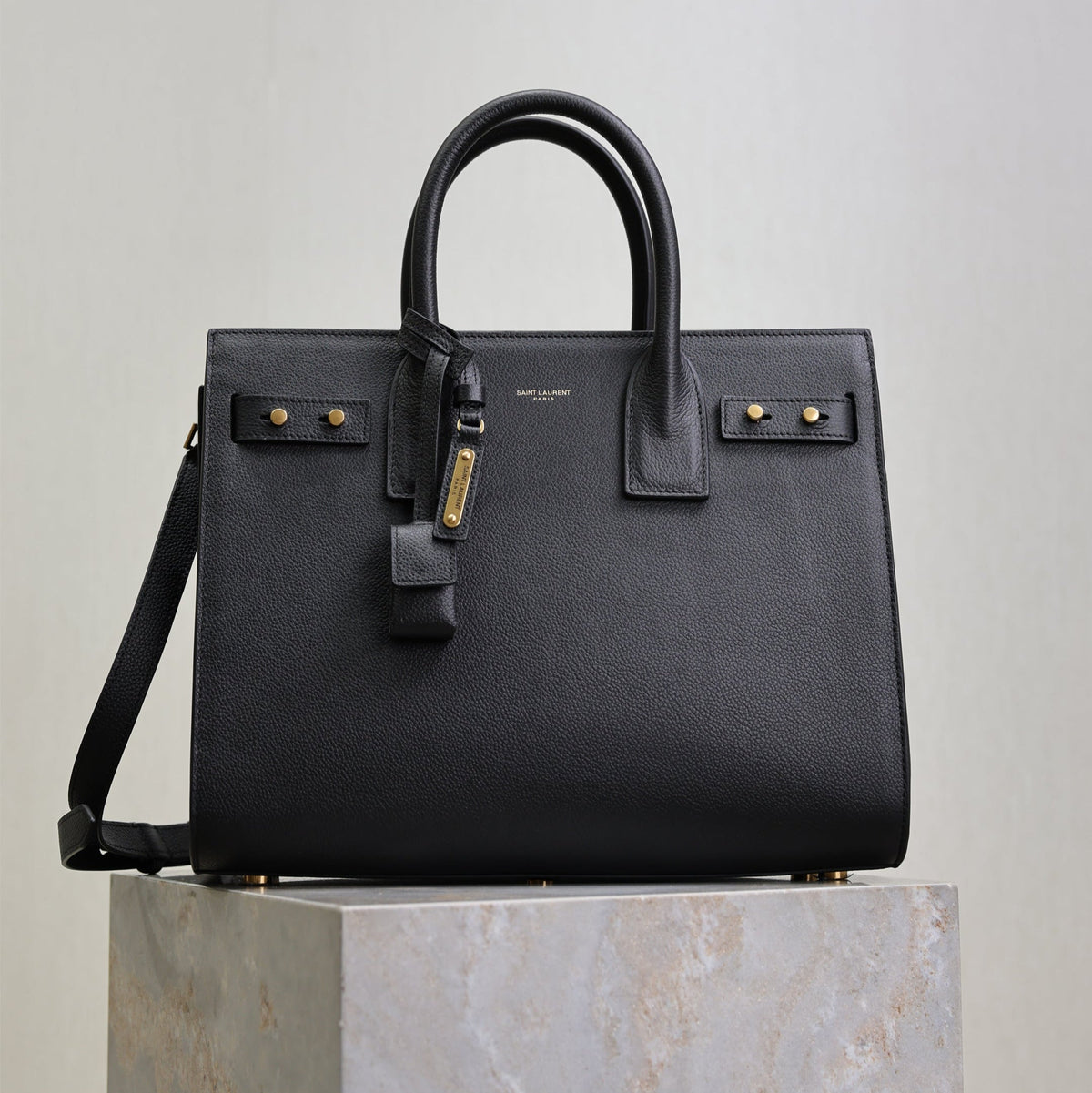 SAINT LAURENT YSL 25S SAC DE JOUR GM 32 IN BLACK SUPPLE GRAINED CALFSKIN GOLD HARDWRE