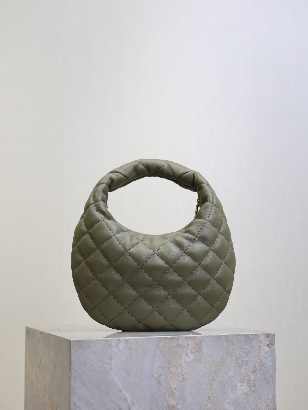 SAINT LAURENT YSL 25S ICARE BABY 17 IN DARK OLIVE QUILTED CALFSKIN GOLD HARDWRE