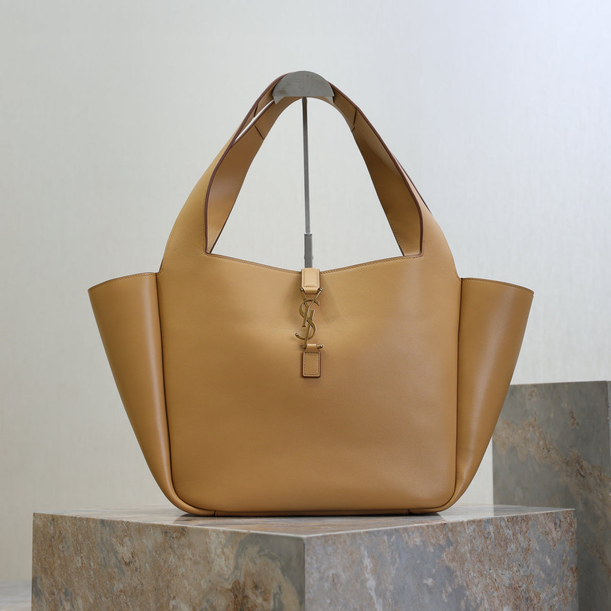 SAINT LAURENT YSL 25S LE 5 À 7 BEA 50 IN DARK CARAMEL CALFSKIN GOLD HARDWRE