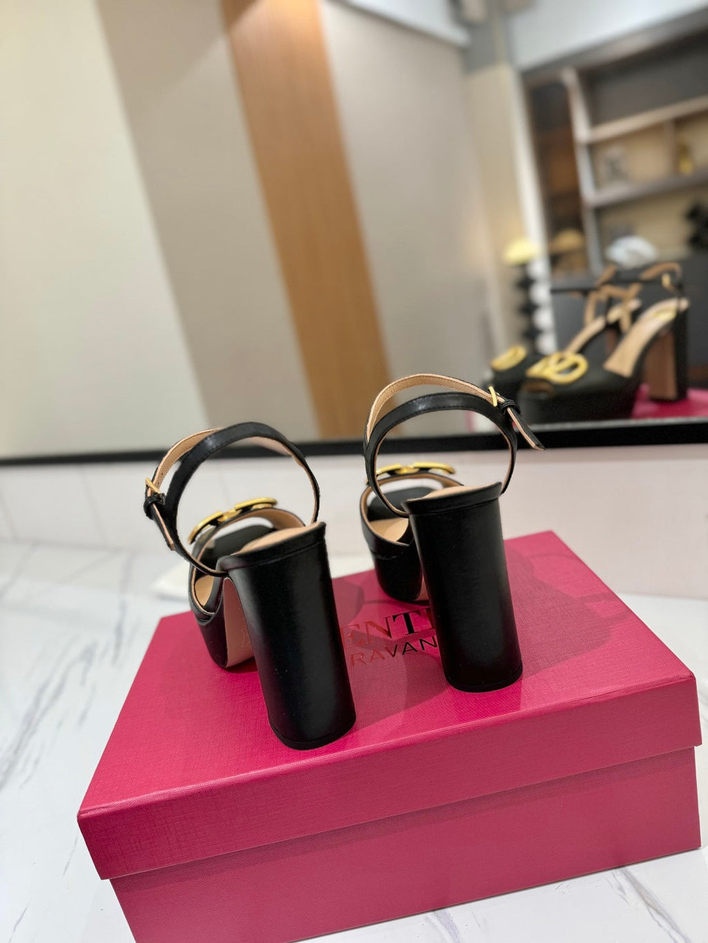 VLTN HIGH SANDAL 25S 115 MM IN BLACK LAMBSKIN WITH GOLD HARDWARE