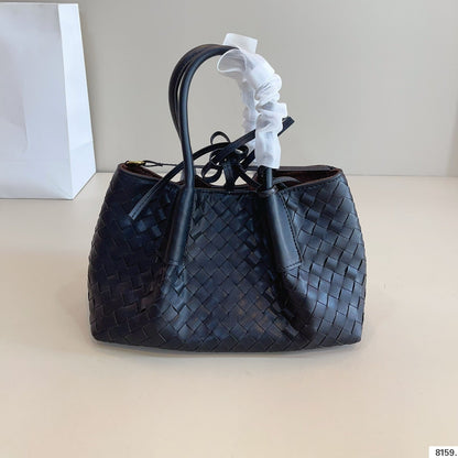 BOTTEGA VENETA SMALL PINACOTECA TOTE BAG 25 IN BLACK CALFSKIN