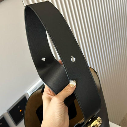 LOEWE LOE MEDIUM 25 PEBBLE BUCKET IN BLACK MELLOW CALFSKIN