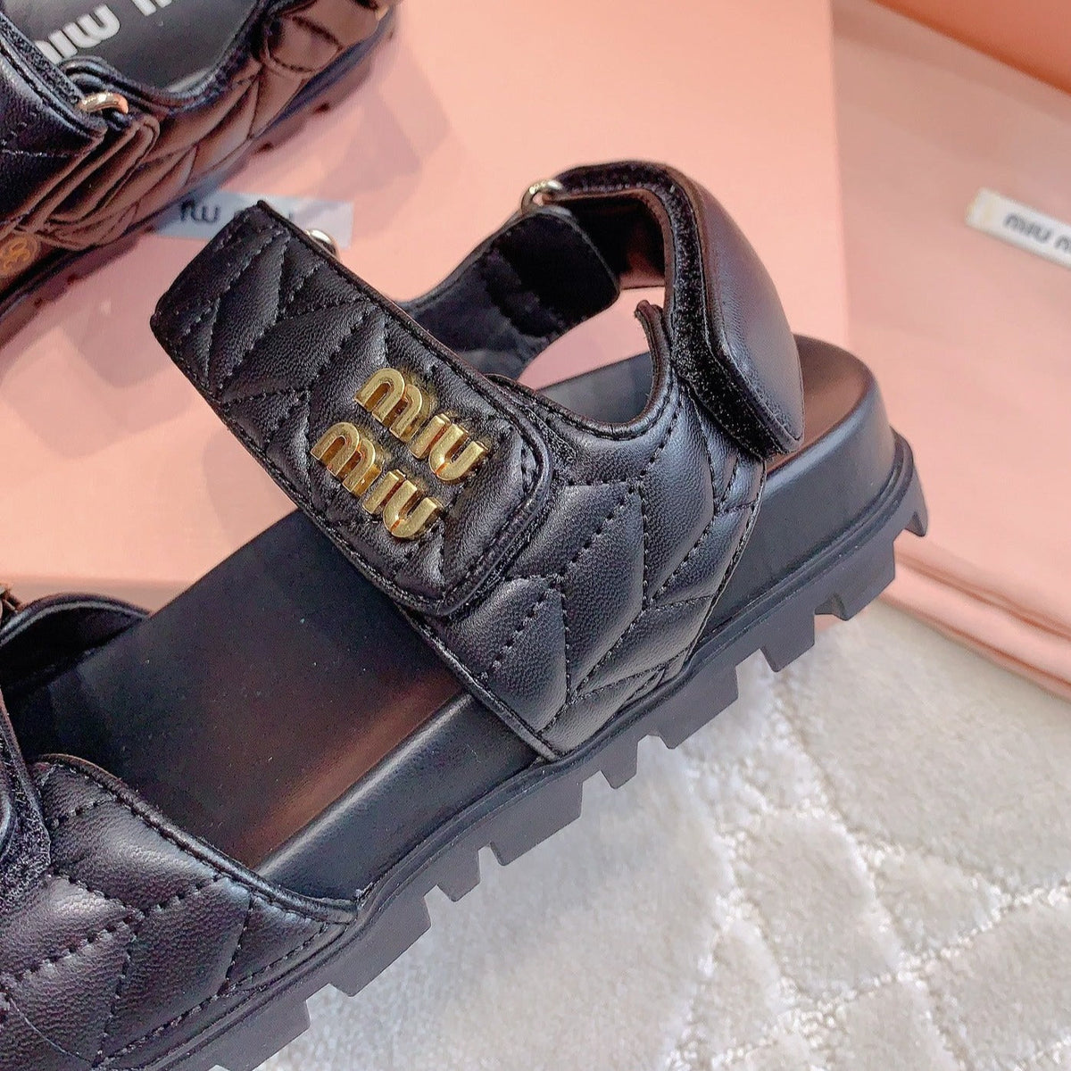 Sandals Black Sheepskin With Horizontal Straps