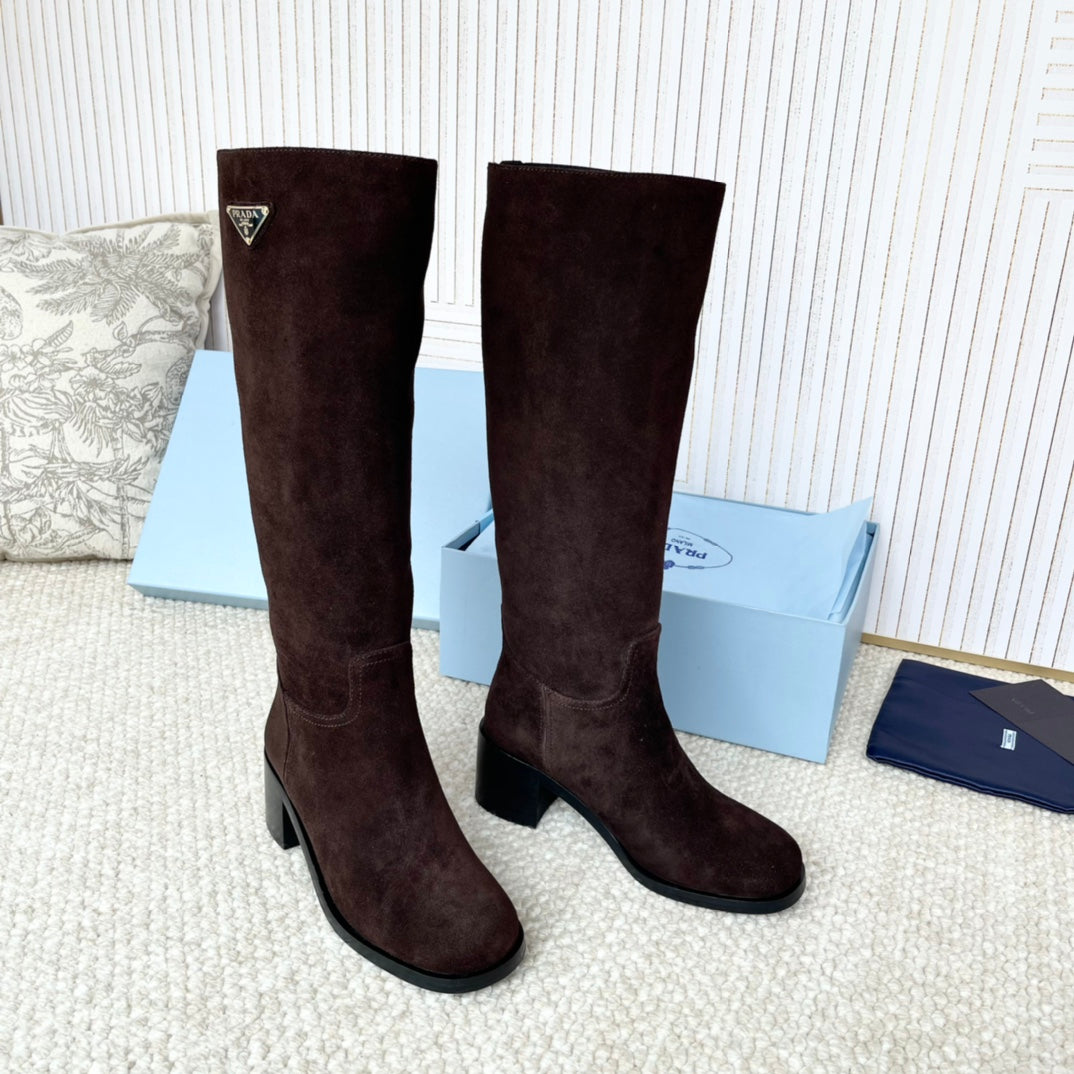 PRADA 25S HIGH-CUT BOOTS 55 MM IN RK BROWN SUEDE