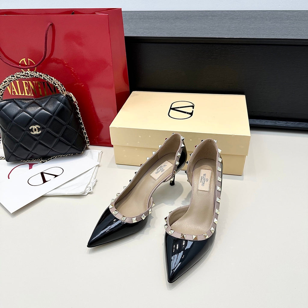 VLTN ROCKSTUD HEELS 25S 60 MM IN BLACK GLOSSY LEATHER
