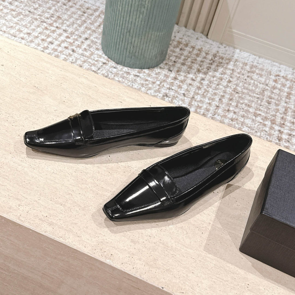 YSL 25S SAINT LAURENT POPPY BALLET FLATS IN BLACK GLOSSY CALFSKIN