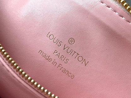 LOUIS VUITTON COUSSIN BB 21 IN WHITE MONOGRAM EMBOSSED LAMBSKIN GOLD HARDWARE