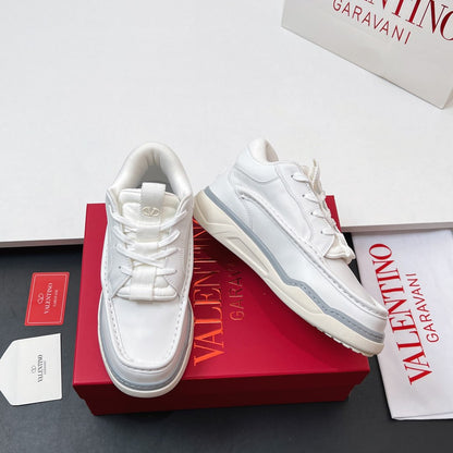 VALENTINO 25S RUNBOOT SNEAKERS IN WHITE LAMBSKIN