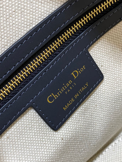 DIOR GROOVE 20 BAG IN BLACK MIX BEIGE OBLIQUE MONOGRAM JACQUARD