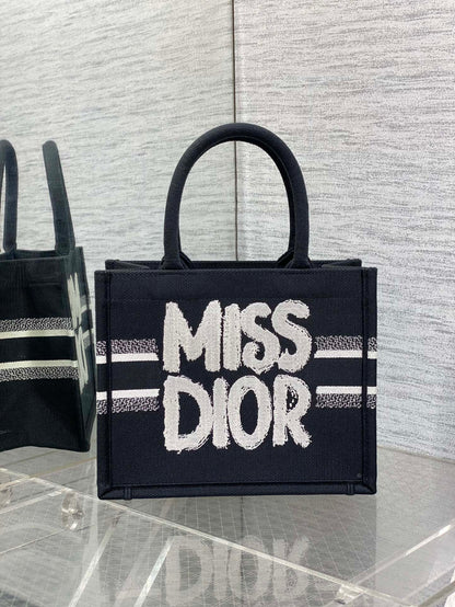 DIOR BOOK TOTE 26 IN BLACK MIX WHITE CANVAS 226506