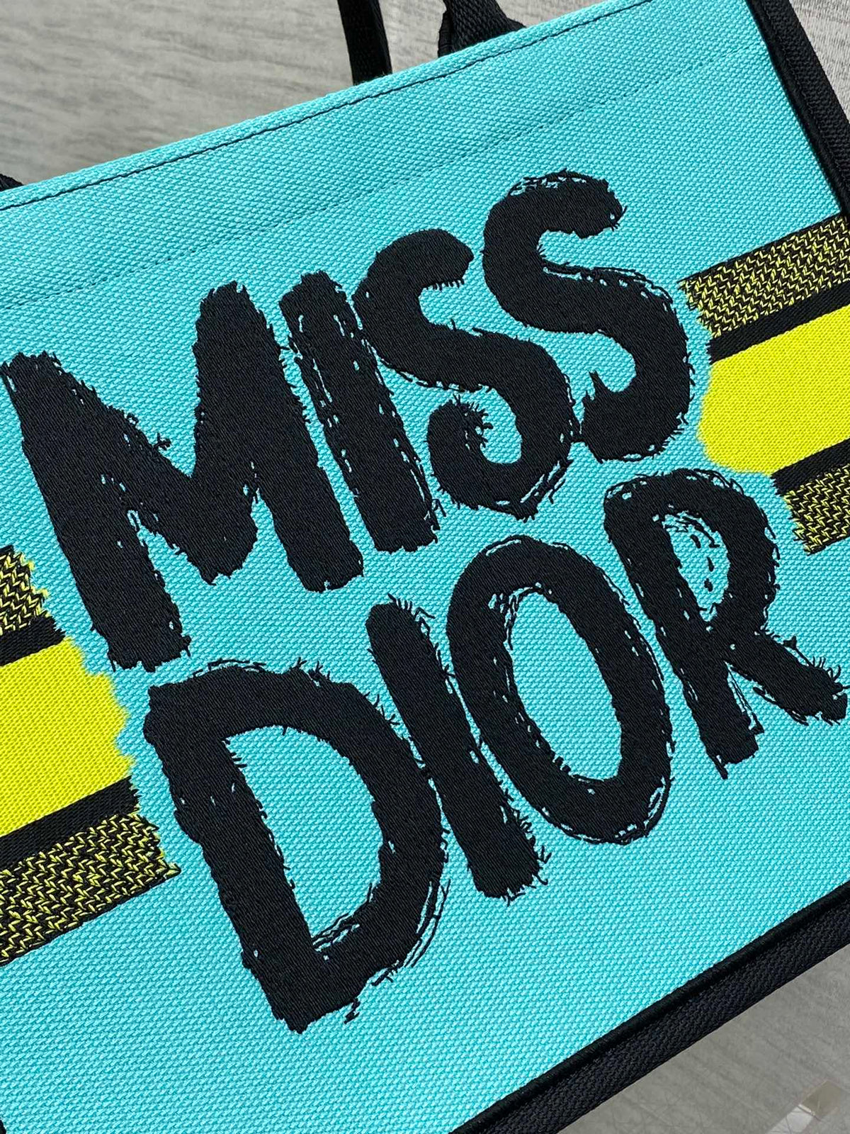 DIOR MEDIUM BOOK TOTE 36 IN COLORFUL CANVAS 226513