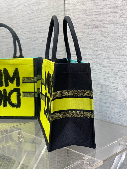 DIOR MEDIUM BOOK TOTE 36 IN COLORFUL CANVAS 226513