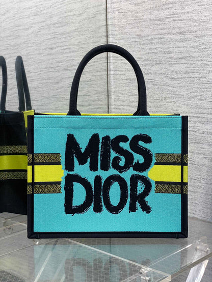 DIOR MEDIUM BOOK TOTE 36 IN COLORFUL CANVAS 226513