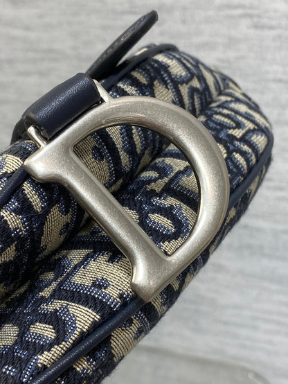 DIOR SADDLE 19 BAG WITH STRAP BLUE OBLIQUE JACQUARD