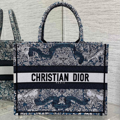 DIOR MEIDUM 36 BOOK TOTE IN BLACK CANVAS 226297