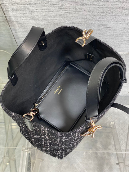 DIOR MEDIUM 28 TOUJOURS BAG IN BLACK MIX WHITE CANNAGE TWEED WITH GOLD HARDWARE