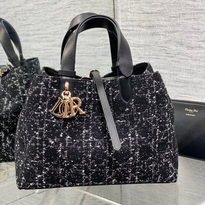 DIOR MEDIUM 28 TOUJOURS BAG IN BLACK MIX WHITE CANNAGE TWEED WITH GOLD HARDWARE