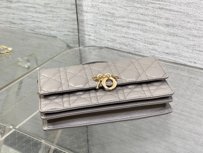 DIOR 25S  TALK PHONE POUCH 21 IN DIRTY LILAC CANNAGE LAMBSKIN GOLD HARDWRE