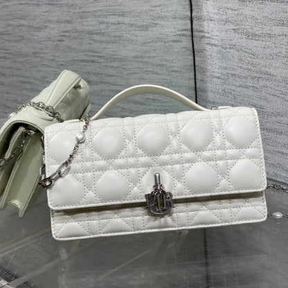 DIOR 25S  TALK PHONE POUCH 21 IN WHITE CANNAGE LAMBSKIN SILVER HARDWRE