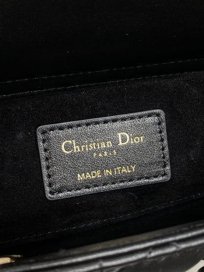 DIOR 25S SMALL LADY D‑JOY BAG 22 IN BLACK CALFSKIN GOLD HARDWRE