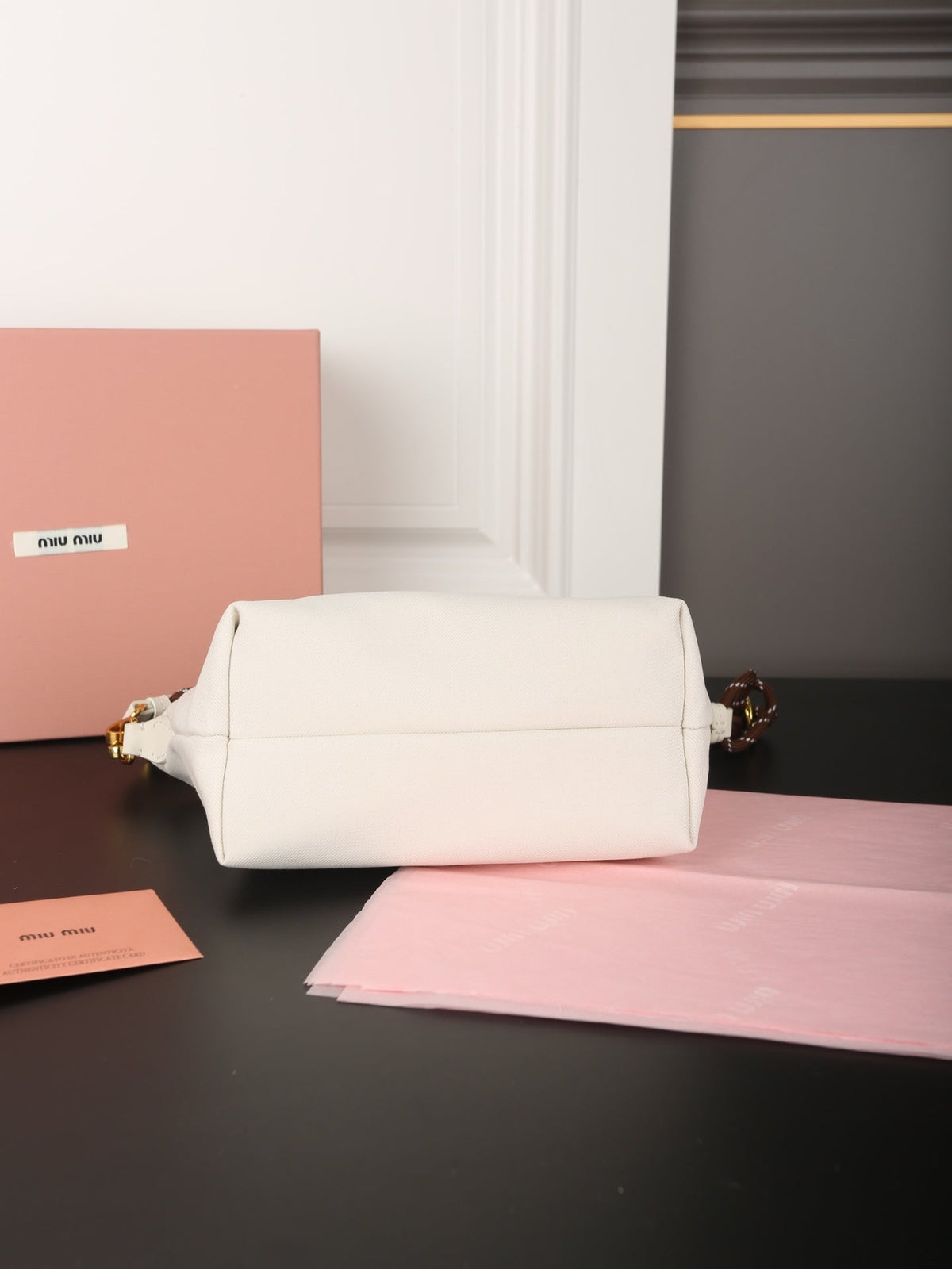 MIU MIU CHAIN SHOULDER BAG 18 IN WHITE FABRIC GOLD HARDWARE