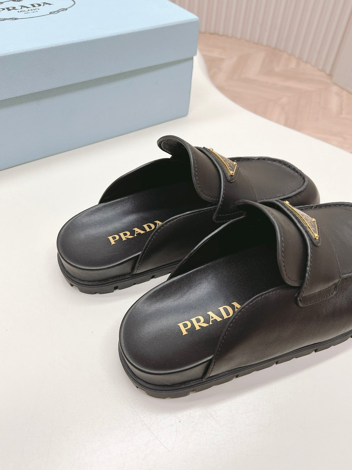 PRADA SABOTS MULES BLACK CALFSKIN