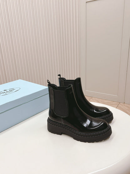 PRADA BRUSHED BOOTIES GLOSSY BLACK CALFSKIN
