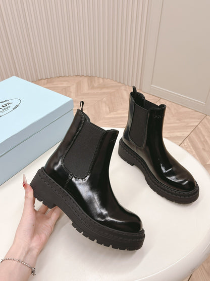 PRADA BRUSHED BOOTIES GLOSSY BLACK CALFSKIN