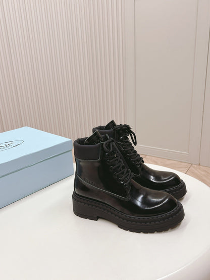PRADA LACE-UP BOOTS GLOSSY BLACK CALFSKIN