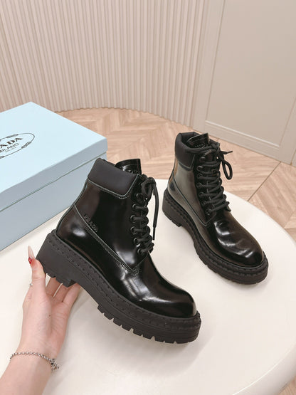 PRADA LACE-UP BOOTS GLOSSY BLACK CALFSKIN
