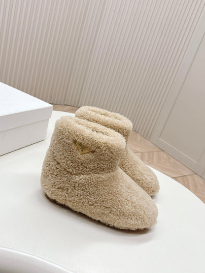 PRADA SNOW ANKLE BOOTS IN BEIGE SHEARLING
