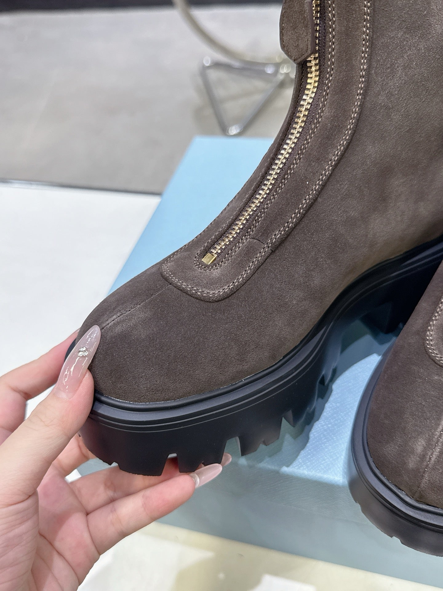 PRADA 25S ZIP-UP ANKLE BOOTS IN RK BROWN SUEDE