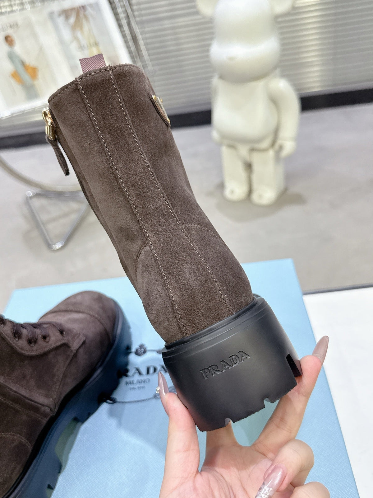 PRADA 25S WARRIOR BOOTS IN RK BROWN SUEDE