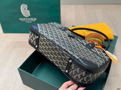 GOYARD SAINT MARTIN BAG 34 IN BLACK GOYARDINE CANVAS AND CALFSKIN