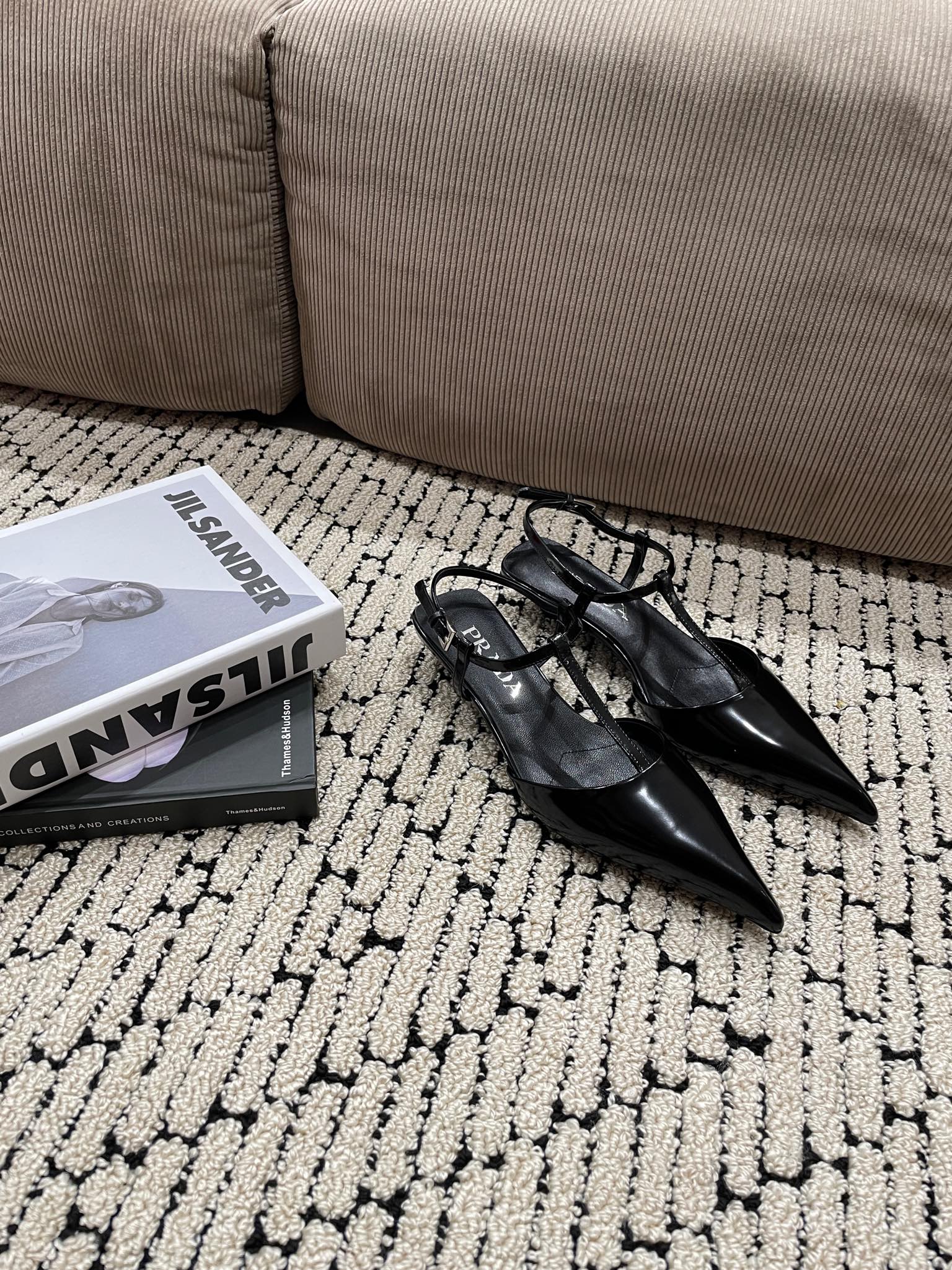 PRADA PATENT LEATHER SLINGBACK PUMPS BLACK