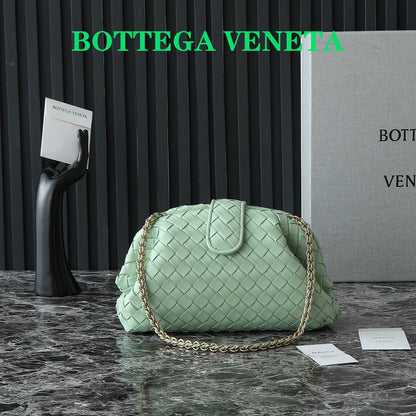 BOTTEGA VENETA Teen Lauren 1980 With Chain 31.5 Light Green Leather Ghw