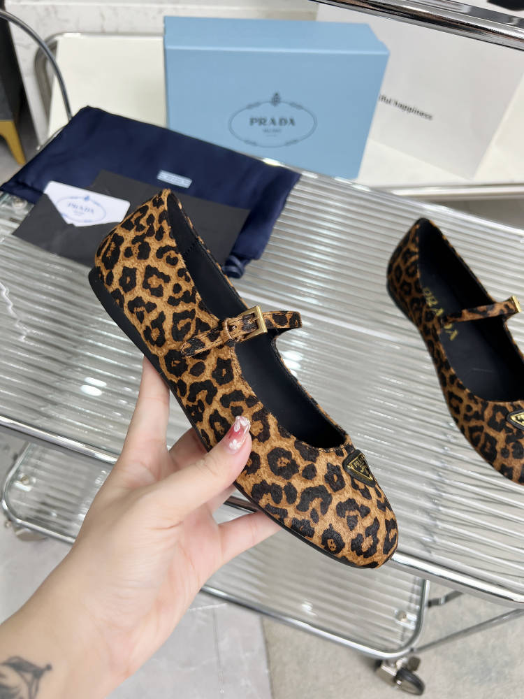 PRADA BALLET FLAT IN HONEY HORSEHAIR