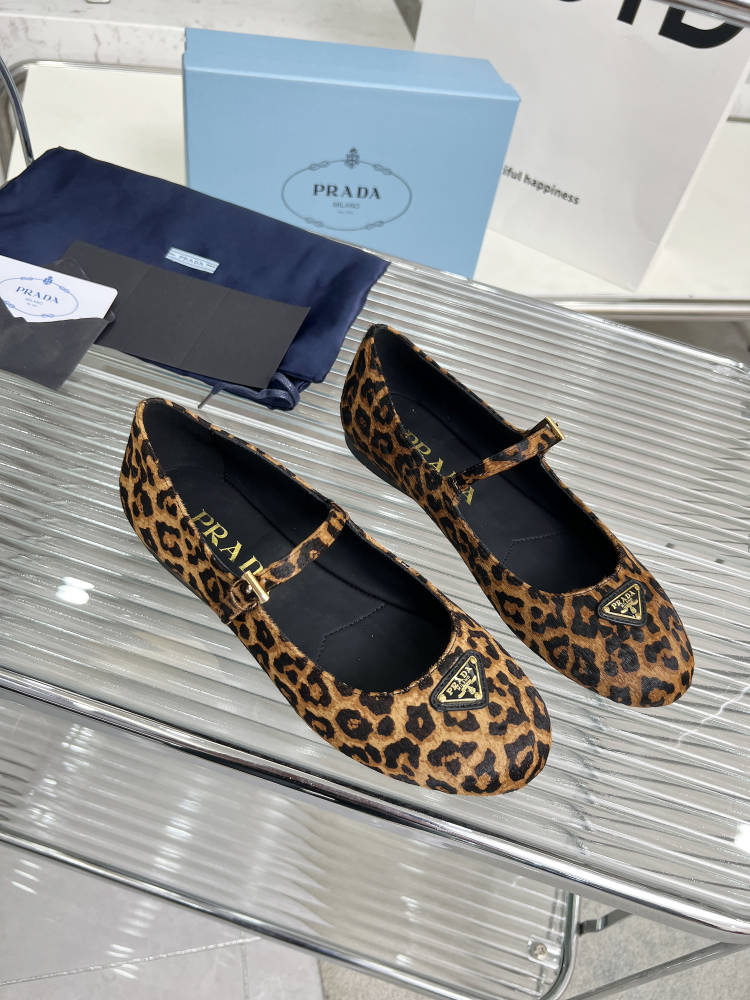 PRADA BALLET FLAT IN HONEY HORSEHAIR