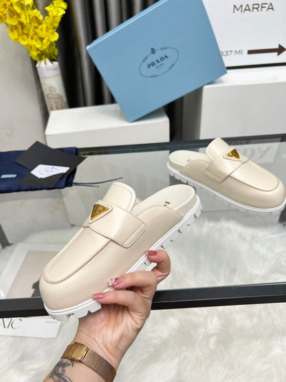 PRADA SABOTS MULES BEIGE CALFSKIN